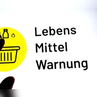 Betroffen sind mehrere Chargen des Produkts Edeka Bio Wildheidelbeeren tiefgefroren in einer 300-Gramm-Packung. (Symbolbild) (Foto: Sina Schuldt/dpa)