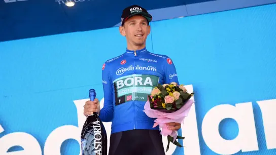 Radprofi Lennard Kämna eroberte beim Giro das Blaue Trikot. (Foto: Gian Mattia D'alberto/LaPresse via ZUMA Press/dpa)