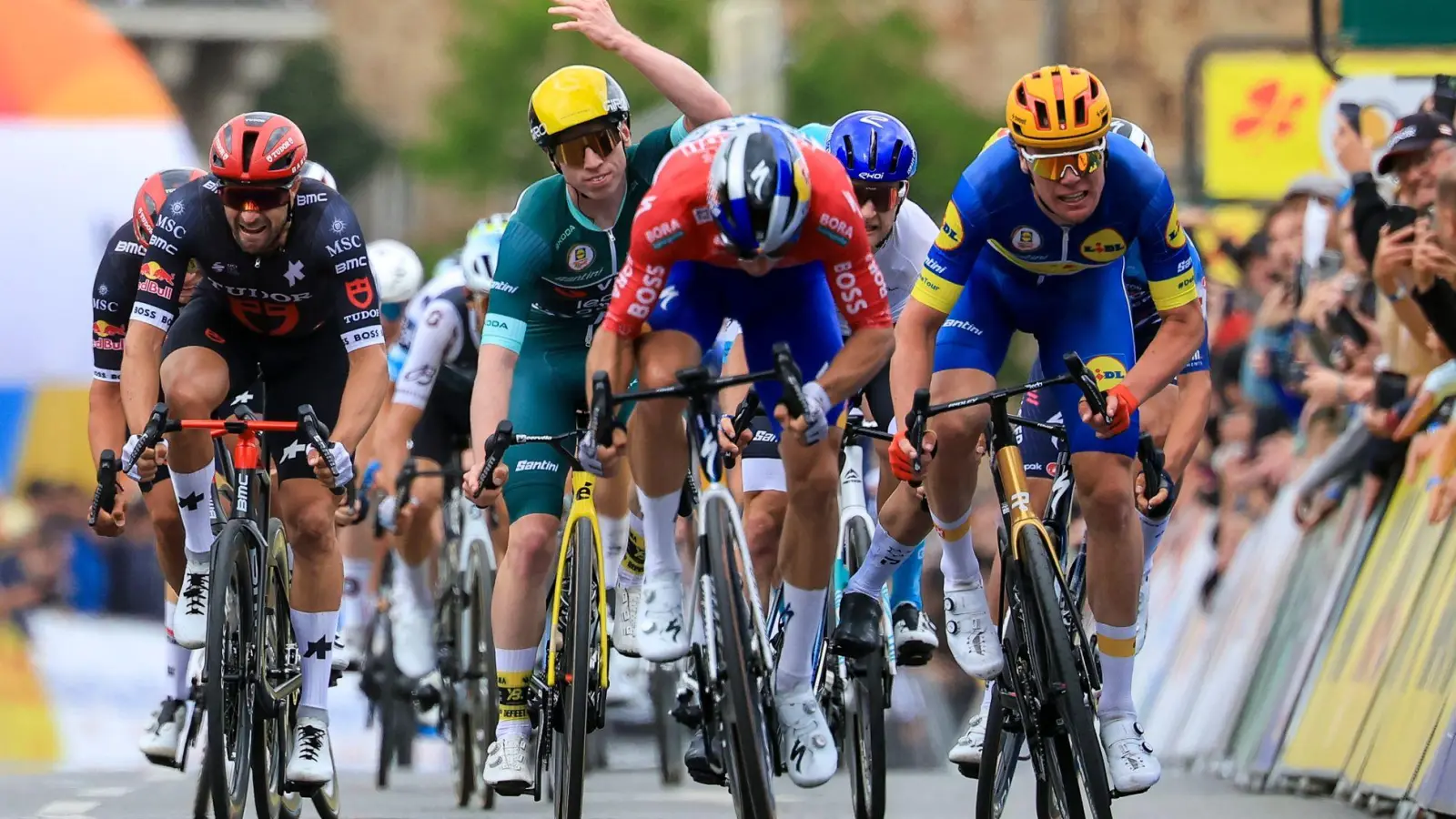 Danny van Poppel wird der Sieg auf der dritten Etappe nachträglich aberkannt. (Foto: Jan Woitas/dpa)