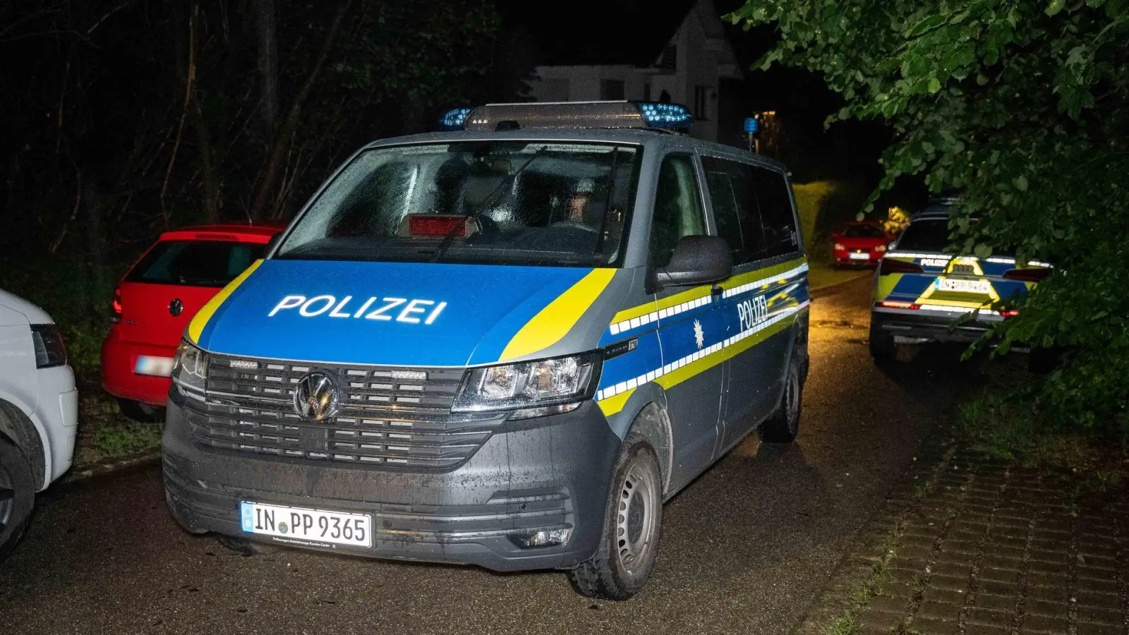 Ein 74-Jähriger wurde 2024 in seinem Haus in Herrsching getötet. (Archivbild) (Foto: Vifogra / Haubner/vifogra/dpa)