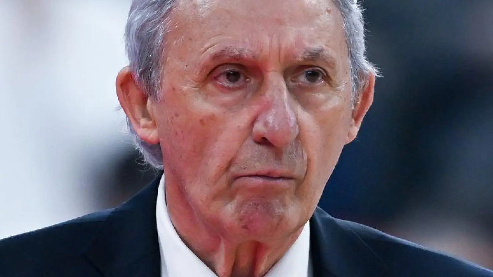 Svetislav Pesic kassierte mit Bayern bei seinem ehemaligen Team Barcelona eine deutliche Pleite. (Archivbild) (Foto: Sven Hoppe/dpa)