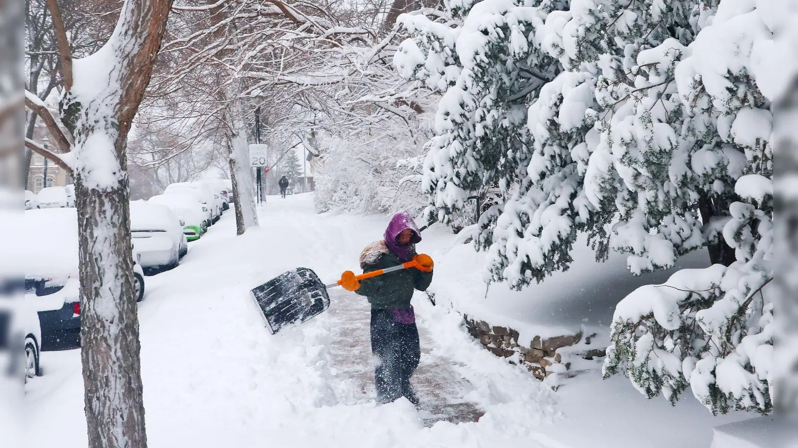 In Teilen der nördlichen USA fiel viel Schnee.  (Foto: Owen Ziliak/Wisconsin State Journal/AP/dpa)