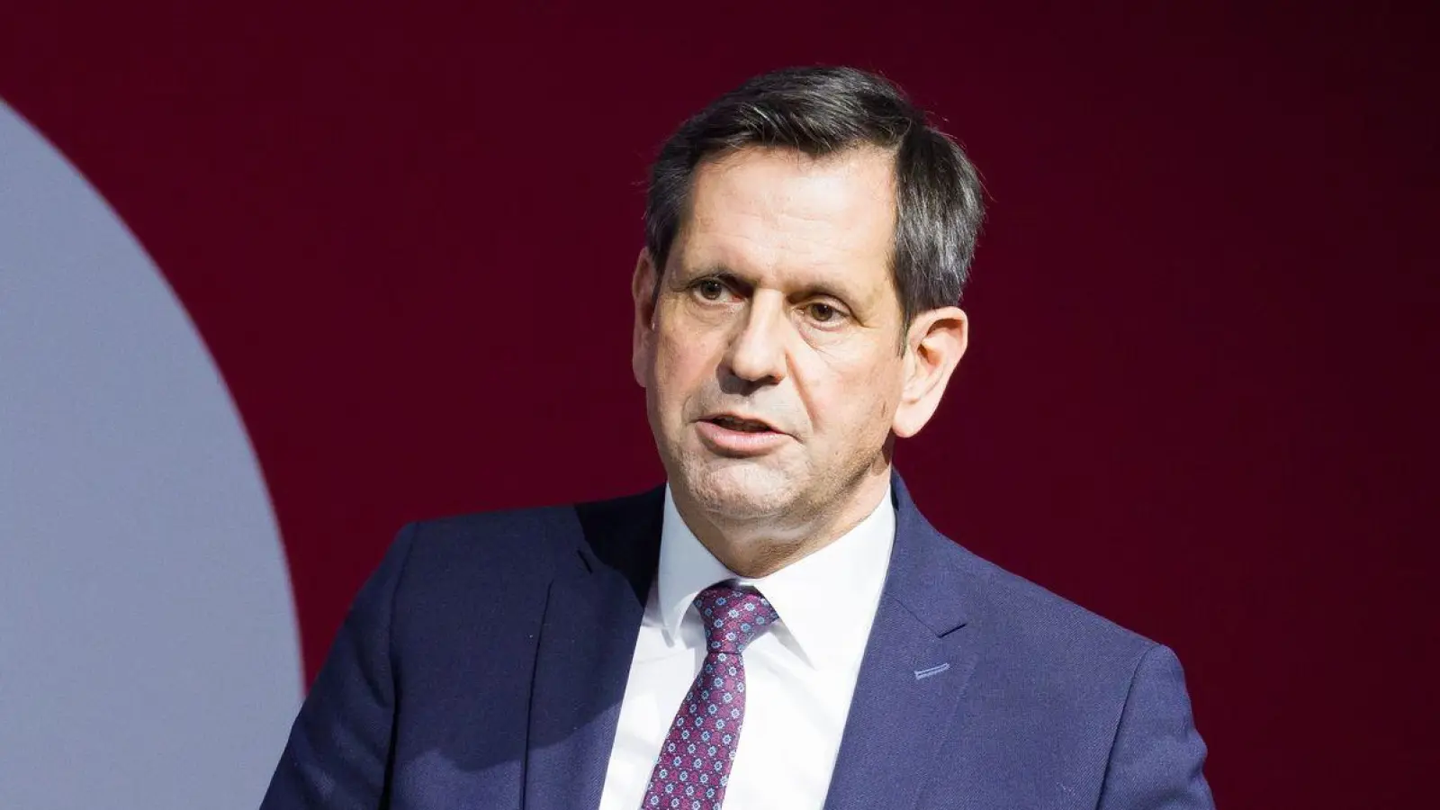 Niedersachsen hält 20 Prozent der Stimmrechte im VW-Konzern. Ministerpräsident Lies sitzt für das Land im Aufsichtsrat. (Archivbild) (Foto: Moritz Frankenberg/dpa)