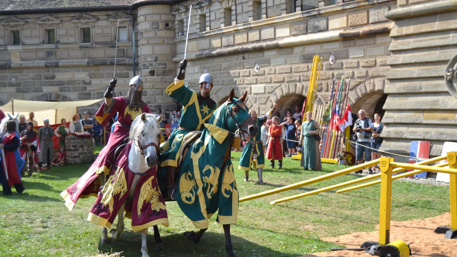 Auch 2017 fochten die Württemberger in Lichtenau. Damals fand das Turnier im Burghof statt. (Foto: Andrea Walke)