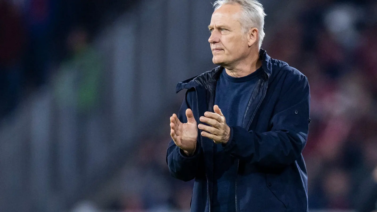 Der Cheftrainer des Fußball-Bundesligisten SC Freiburg: Christian Streich (Foto: Tom Weller/dpa)