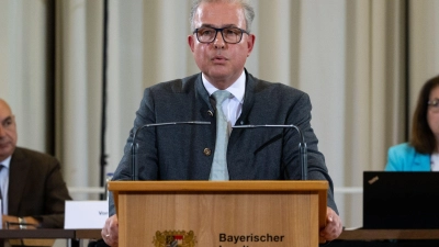 Florian Streibl, Fraktionschef der Freien Wähler im bayerischen Landtag. (Foto: Sven Hoppe/dpa-Pool/dpa)