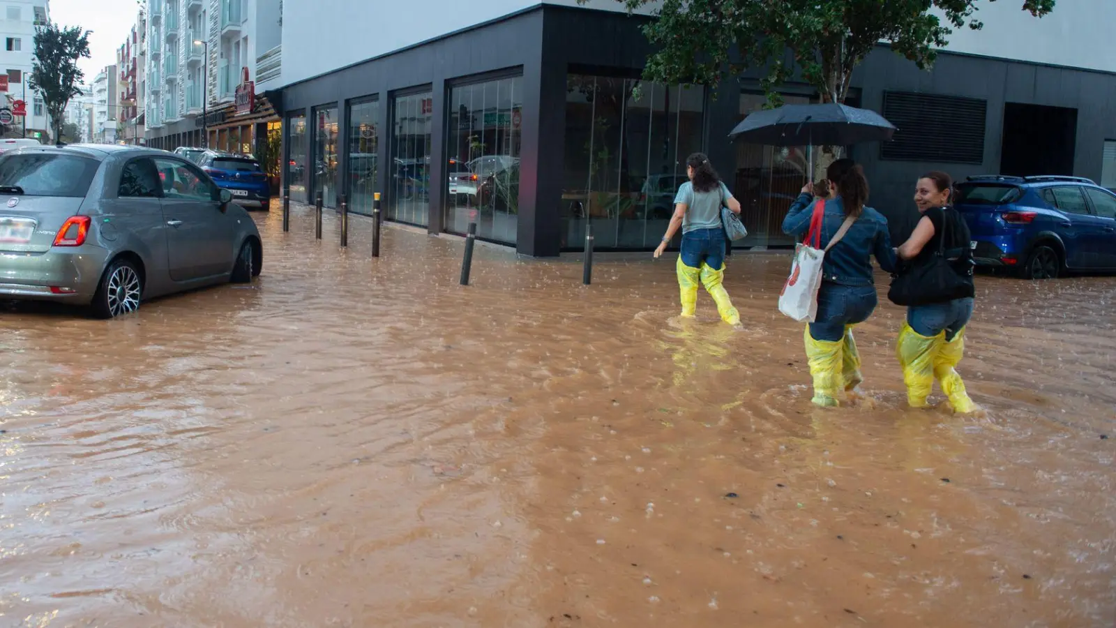Die Partyinsel stürzte ins Chaos. (Foto: Germán Lama/EUROPA PRESS/dpa)