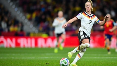 Giulia Gwinn spricht über ihre schweren Verletzungen. (Archivbild) (Foto: Sebastian Christoph Gollnow/dpa)