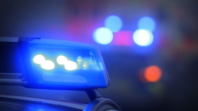 Die Verfolgungsjagd endet kurz nach dem Unfall in der Baustelle. (Symbolbild) (Foto: Karl-Josef Hildenbrand/dpa)