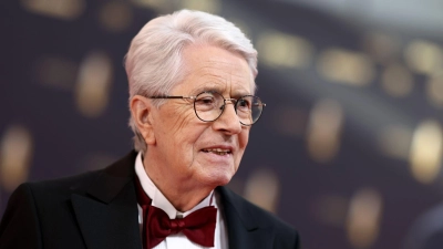 Der TV-Moderator Frank Elstner bekommt einen Grimme-Sonderpreis. (Archivbild) (Foto: Rolf Vennenbernd/dpa)