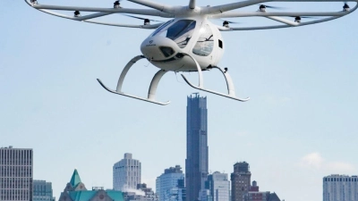 Volocopter stellt neuartige Fluggeräte mit einem markanten Ring für die Rotoren auf dem Dach her. (Foto: Bebeto Matthews/AP)