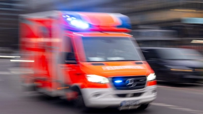 Nach einem Wohnungsbrand in der Fürther Südstadt ermittelt die Kriminalpolizei wegen des Verdachts der schweren Brandstiftung. (Symbolbild) (Foto: Monika Skolimowska/dpa)