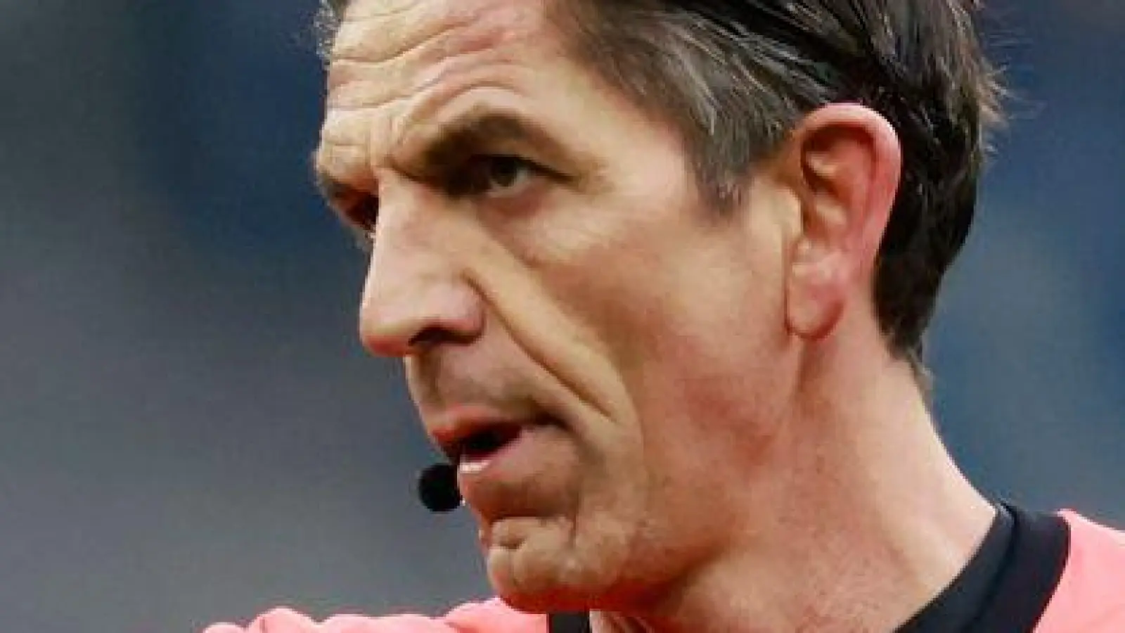 Deniz Aytekin kritisiert den Umgang mit den Schiedsrichtern. (Archivbild)  (Foto: Heiko Becker/dpa)