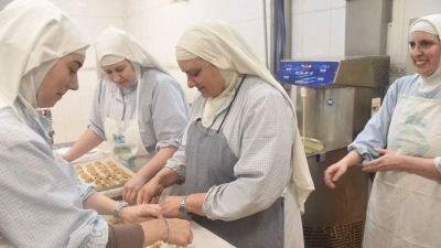 Die Klarissen sind für ihre Süßigkeiten aus der Klostermanufaktur bekannt. (Handoutbild) (Foto: ---/Francisco Canals/dpa)