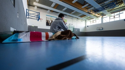 In Münster mussten Studenten ohne Wohnung auch schon in Turnhallen schlafen. (Foto: Guido Kirchner/dpa)