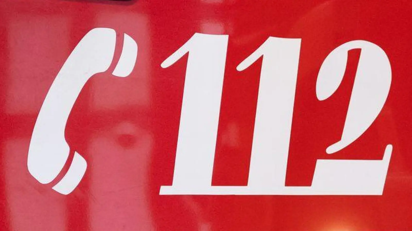 Nach ersten Erkenntnissen ist ein 81-Jähriger wegen der Rauchentwicklung gestorben. (Symbolbild) (Foto: Niklas Treppner/dpa)