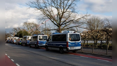 Der Main liegt nicht weit von der Schule entfernt.  (Foto: Hannes P. Albert/dpa)