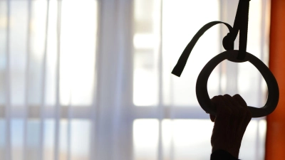 Eine neue medizin-ethische Leitlinie soll helfen, auch über bestehende andere Handlungsoptionen aufzuklären, wenn Menschen in existenzieller Not über einen assistierten Suizid nachdenken. (Symbolfoto) (Foto: picture alliance / dpa)
