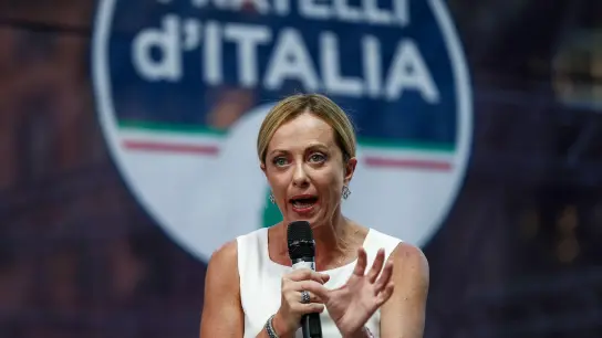 Giorgia Meloni, Parteichefin von Fratelli d&#39;Italia, spricht bei einer Veranstaltung von Fratelli d&#39;Italia. (Foto: Cecilia Fabiano/LaPresse via ZUMA Press/dpa)