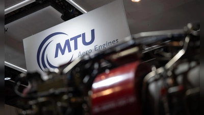 Der Triebwerkshersteller MTU erwartet mehr Gewinn. (Foto: Sebastian Gollnow/dpa)
