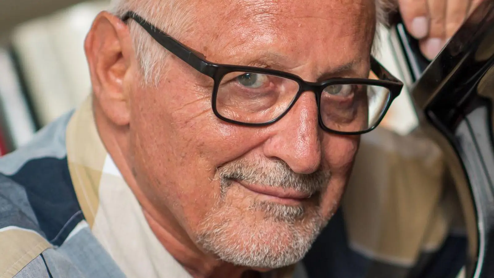 Konstantin Wecker tritt im November nicht mehr auf: Wegen einer Erkrankung wurden mehrere Konzerte abgesagt. (Archivbild) (Foto: Peter Kneffel/dpa)