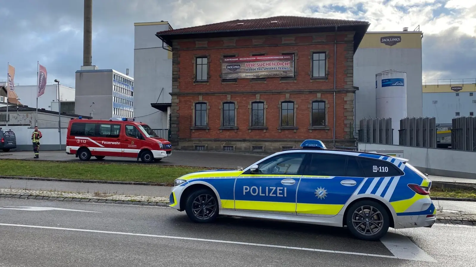 Auf dem Gelände des Lebensmittelherstellers Jack Link&#39;s in Ansbach ist Ammoniak ausgetreten. (Foto: Manfred Blendinger)