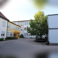 Nach den bisherigen Gesprächen mit Eigentümerinnen und Eigentümern von Grundstücken hat die Verwaltung wenig Hoffnung, einen neuen Standort für die Heilsbronner Grundschule zu finden. (Foto: Antonia Müller)