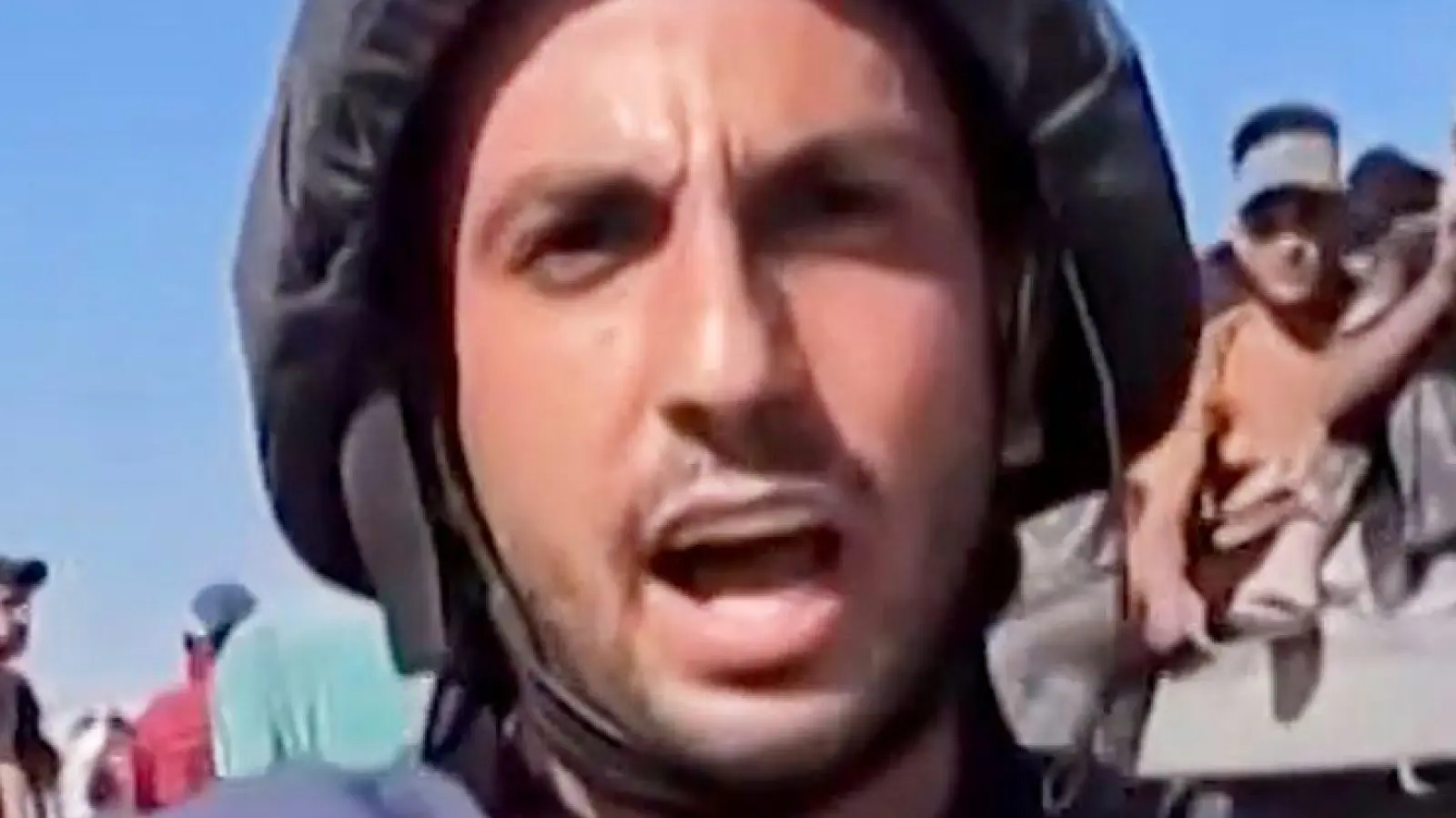 Der Korrespondent des arabischen Senders Al-Dschasira, Anas al-Scharif, wurde zusammen mit anderen Journalisten getötet. (Archivbild)  (Foto: Uncredited/AL JAZEERA via AP/dpa)