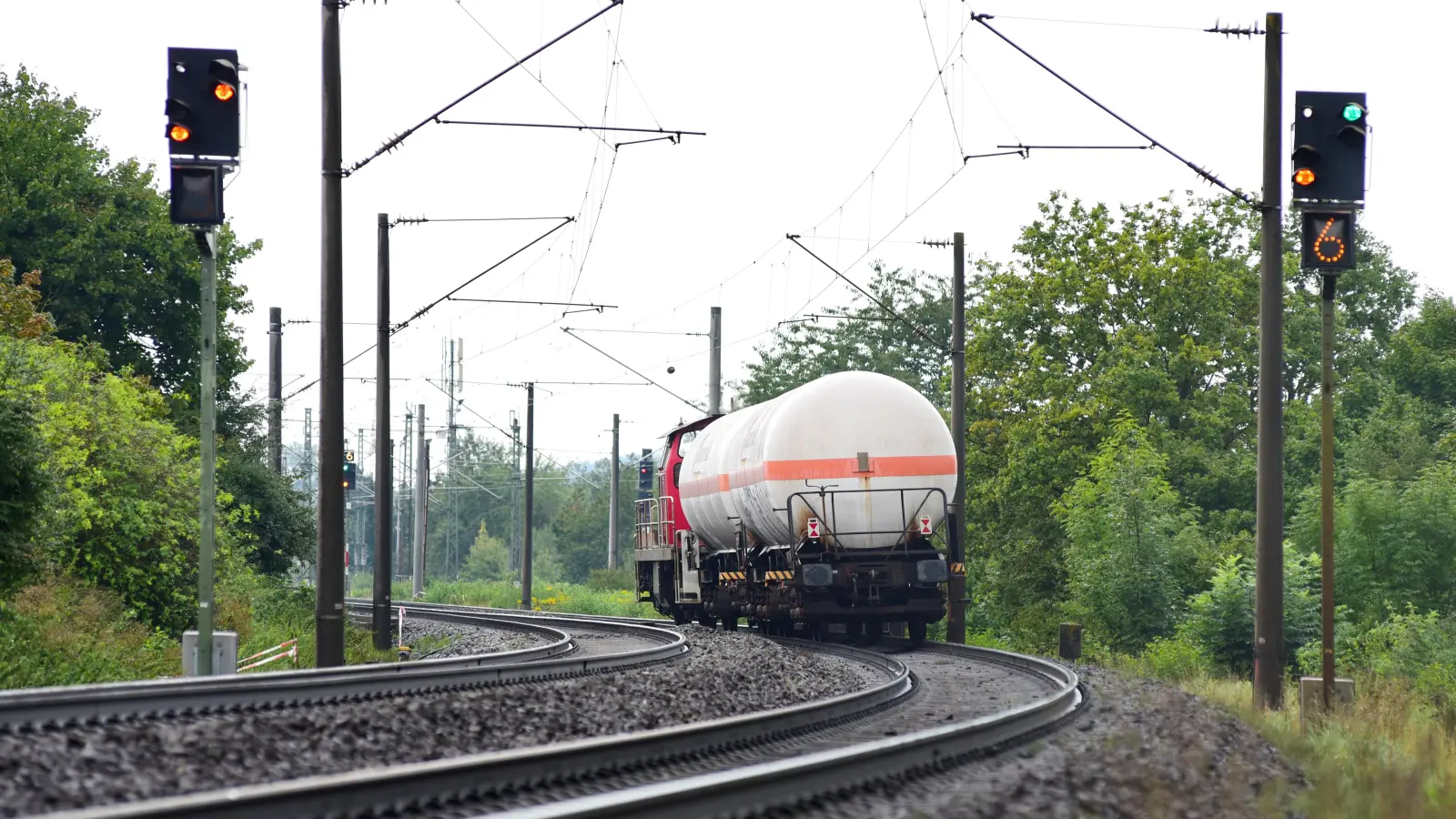 Noch spielt der Güterverkehr auf der Schiene in Westmittelfranken nur eine kleine Rolle, aber ein neues Terminal im geplanten Industriegebiet Interfranken könnte für Aufschwung sorgen. (Archivfoto: Jim Albright)