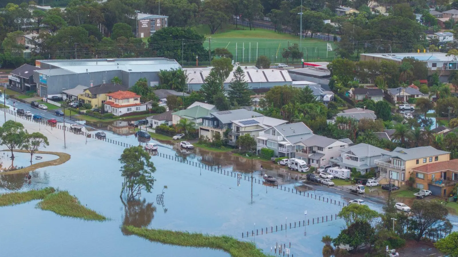 Rekordniederschläge in Sydney und Teilen von Neusüdwales haben zu Überschwemmungen und weitreichenden Schäden geführt, so dass die Behörden für einige Gemeinden Evakuierungsmaßnahmen anordneten. (Foto: Tim Seaton/AAP/dpa)