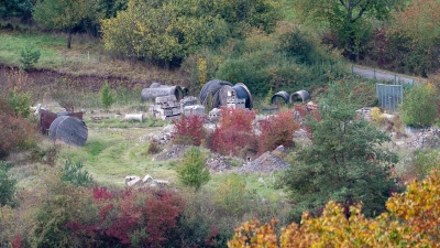 Bauschuttdeponien – im Bild die Einrichtung für die Gemeinde Gutenstetten bei Kleinsteinach – kommen den Kommunen oft teuer zu stehen. Nun ist das Thema aber in der großen Politik angekommen. (Foto: Mirko Fryska)