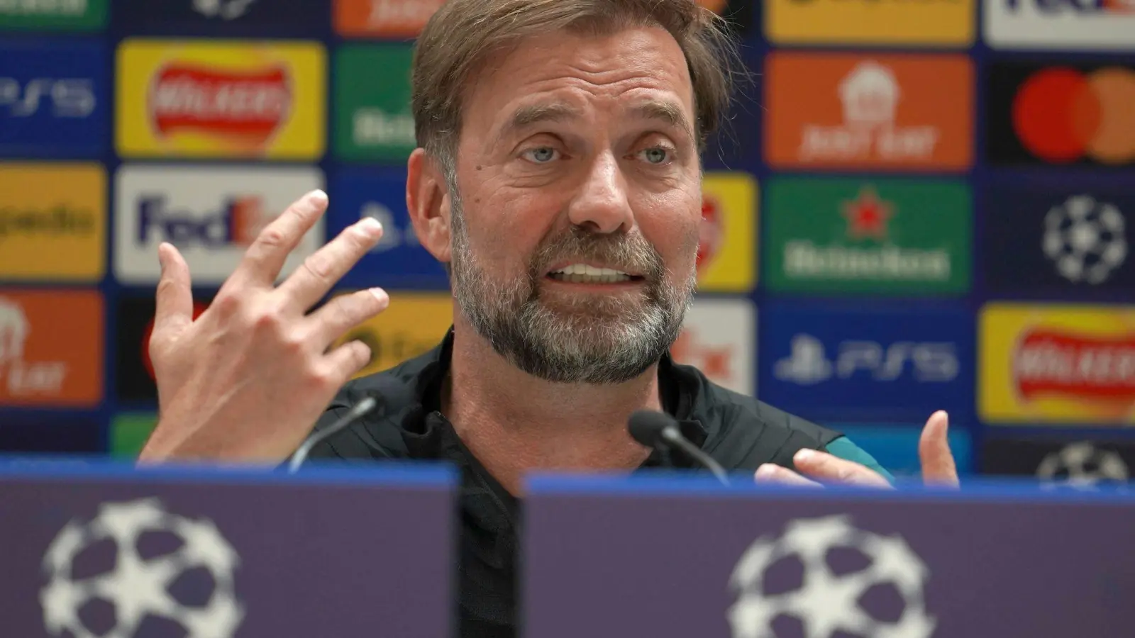 Trainer Jürgen Klopp will mit dem FC Liverpool erneut die Champions League gewinnen. (Foto: Jon Super/AP/dpa)