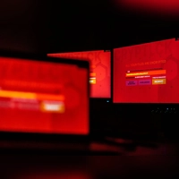 Die Bundesregierung hat ein umfassendes Programm zur Steigerung der Cybersicherheit beschlossen. (Symbolbild) (Foto: Lino Mirgeler/dpa)