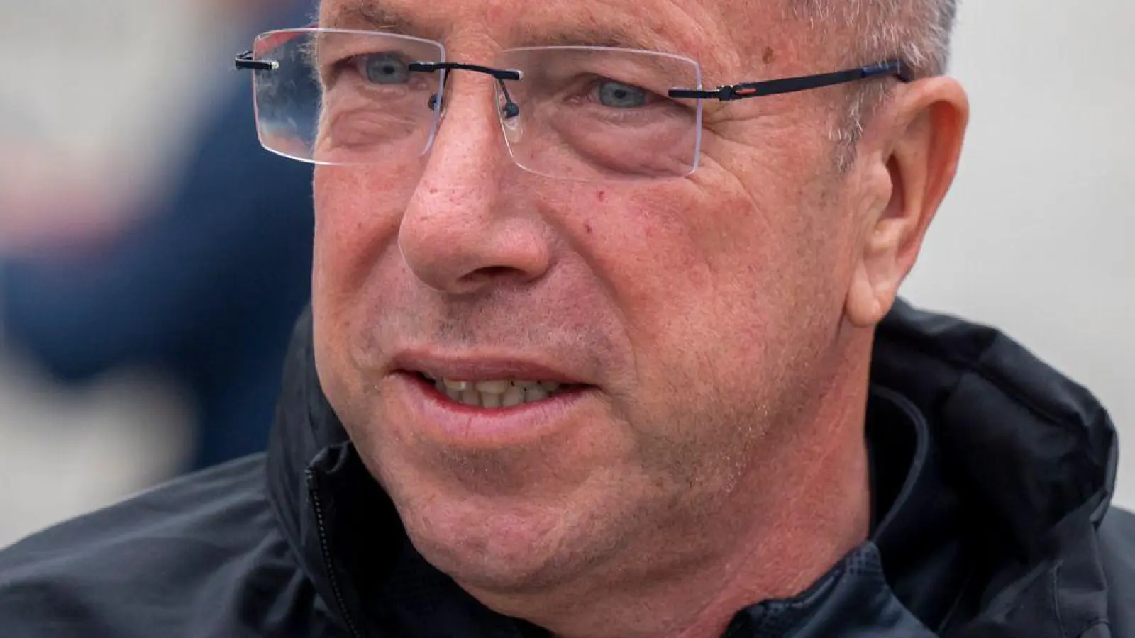 Das Team von Trainer Kauczinski erkämpft sich einen Dreier gegen Saarbrücken. (Archivbild) (Foto: Peter Kneffel/dpa)