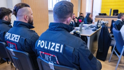 Im Prozess um den gewaltsamen Ausbruch von Straftätern aus einer forensischen Klinik verlangt die Staatsanwaltschaft lange Haftstrafen. (Archivbild) (Foto: Armin Weigel/dpa)