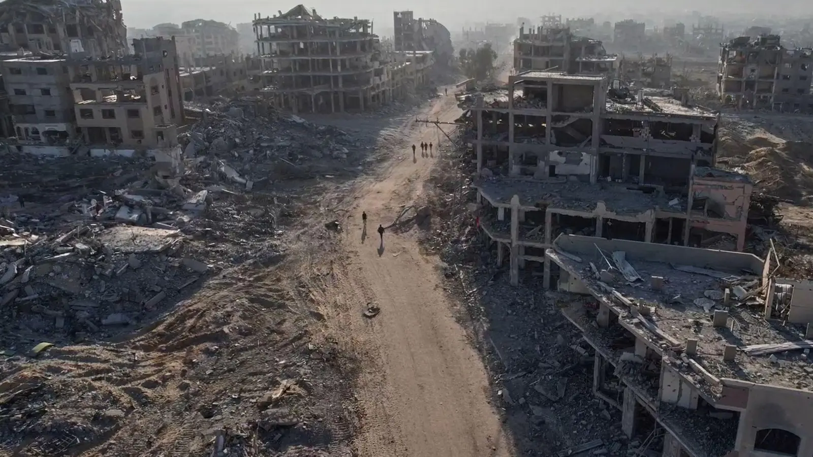 Bislang hält die Waffenruhe im Gazastreifen. (Archivbild) (Foto: Uncredited/AP/dpa)