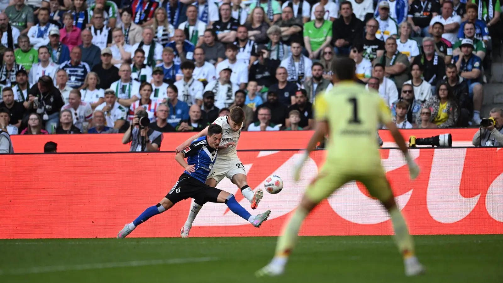 Wenig Höhepunkte zwischen Gladbach und dem HSV. (Foto: Fabian Strauch/dpa)