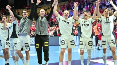 Deutschland stürmt ins EM-Finale: Jubel nach Sieg gegen Kroatien (Foto: Sina Schuldt/dpa)