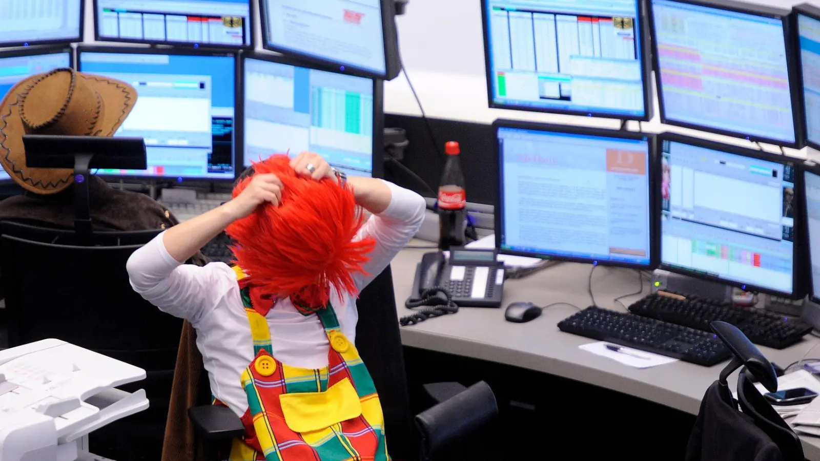 Der Chef darf nicht alle karnevalistischen Zeichen einfach so verbieten. (Foto: Marius Becker/dpa/dpa-tmn)