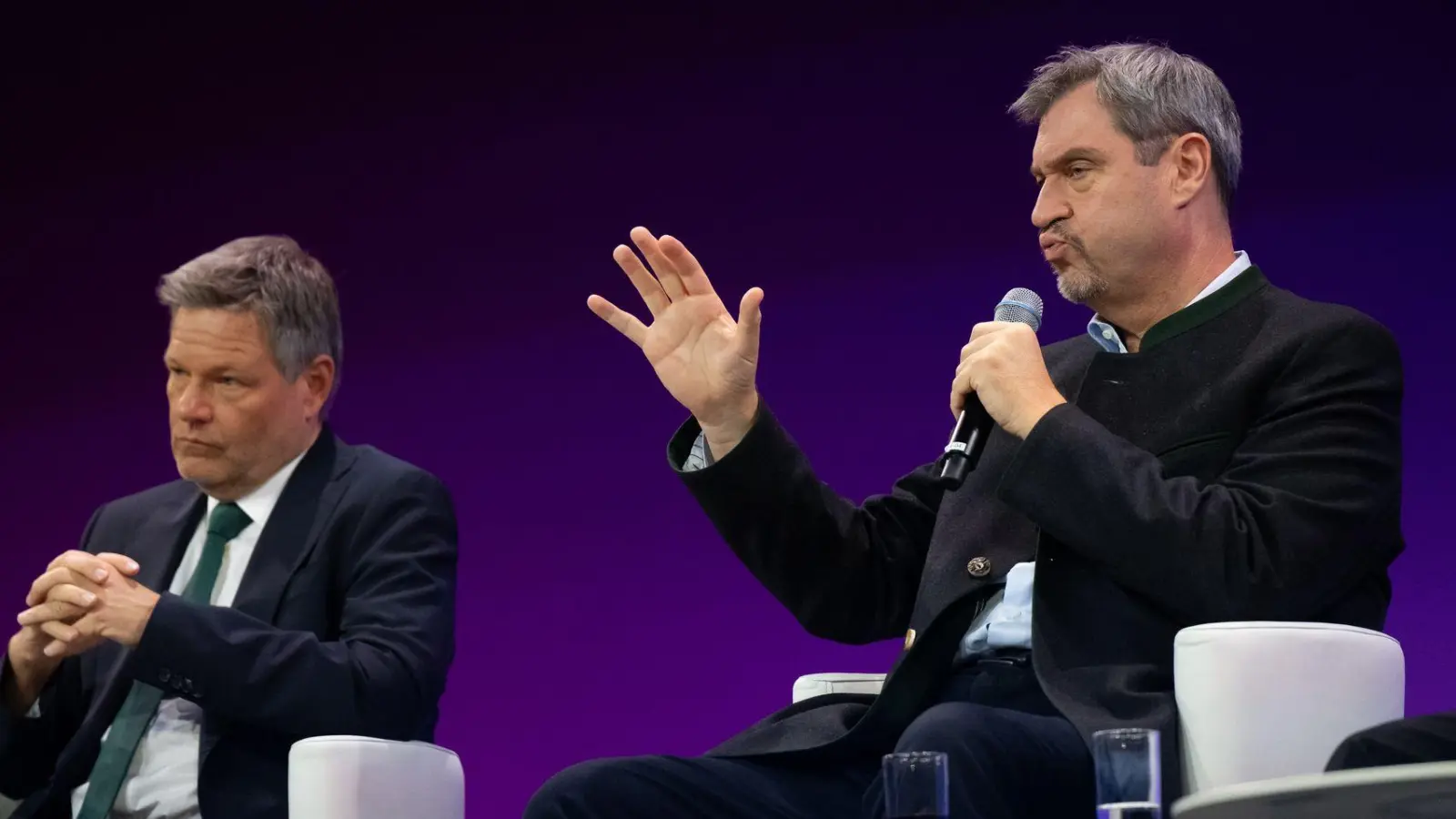 Ziemlich beste Feinde: Robert Habeck und Markus Söder. (Archivbild) (Foto: Sven Hoppe/dpa)