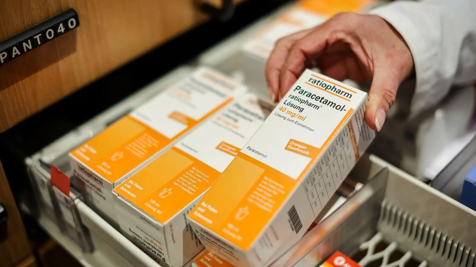 Paracetamol gilt bislang als Schmerzmittel der Wahl während der Schwangerschaft. (Foto: Jan Woitas/dpa)