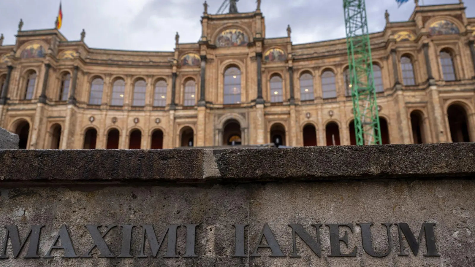 Der Bayerische Landtag im Maximilianeum. (Foto: Peter Kneffel/dpa)