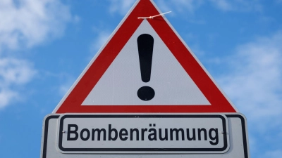 Die Sprenggranate stammt nach Angaben der Polizei vermutlich aus dem Zweiten Weltkrieg. (Symbolbild) (Foto: Friso Gentsch/dpa)