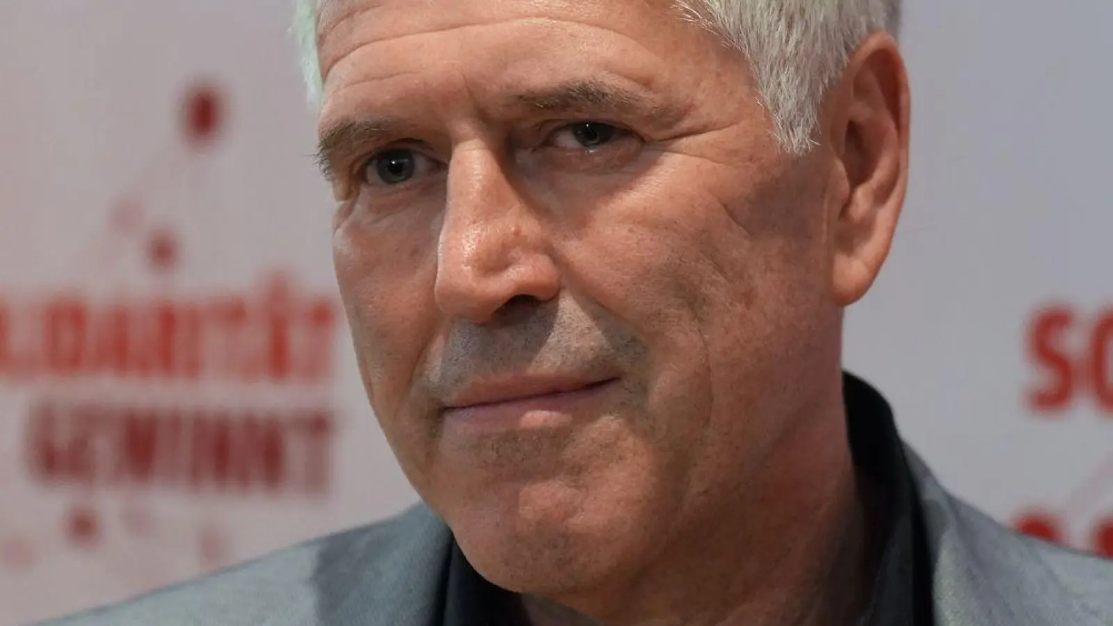 Horst Ott, der Bezirksleiter der IG Metall Bayern, sorgt sich um die Industrie im Freistaat. (Archivbild) (Foto: Marcus Brandt/dpa)