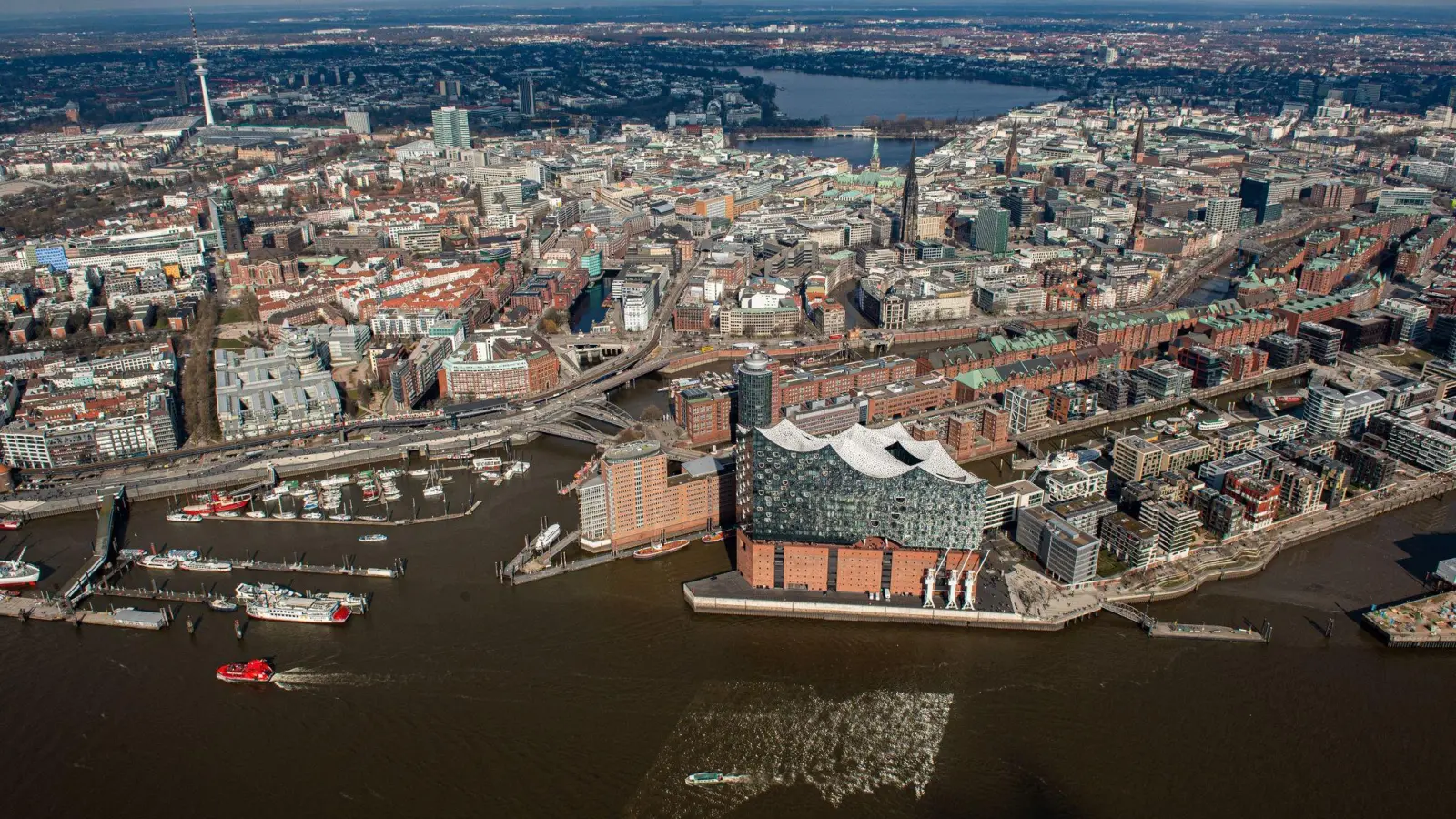 Hamburg erreicht im „Smart-City-Ranking“ den ersten Platz. (Foto: Daniel Reinhardt/dpa)