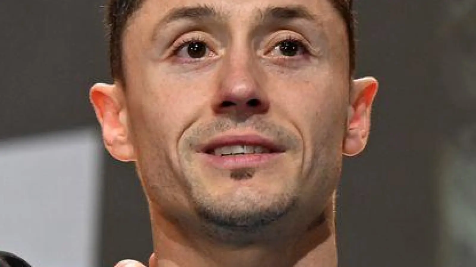 Andreas Toba sagt tschüss. (Foto: Marijan Murat/dpa)