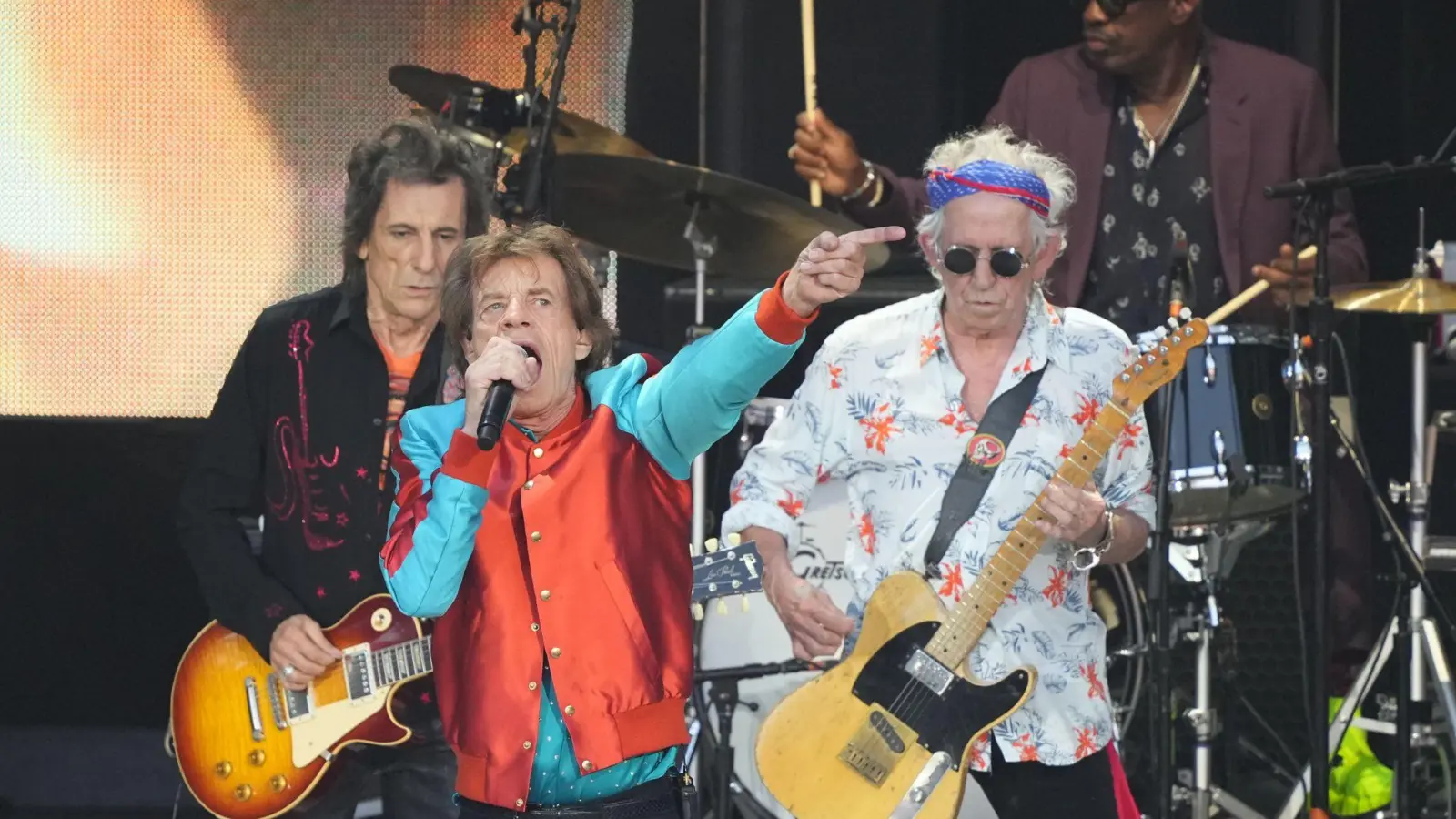 Ron Wood (l-r), Mick Jagger und Keith Richards im August 2022 auf der Berliner Waldbühne. (Foto: Soeren Stache/dpa)