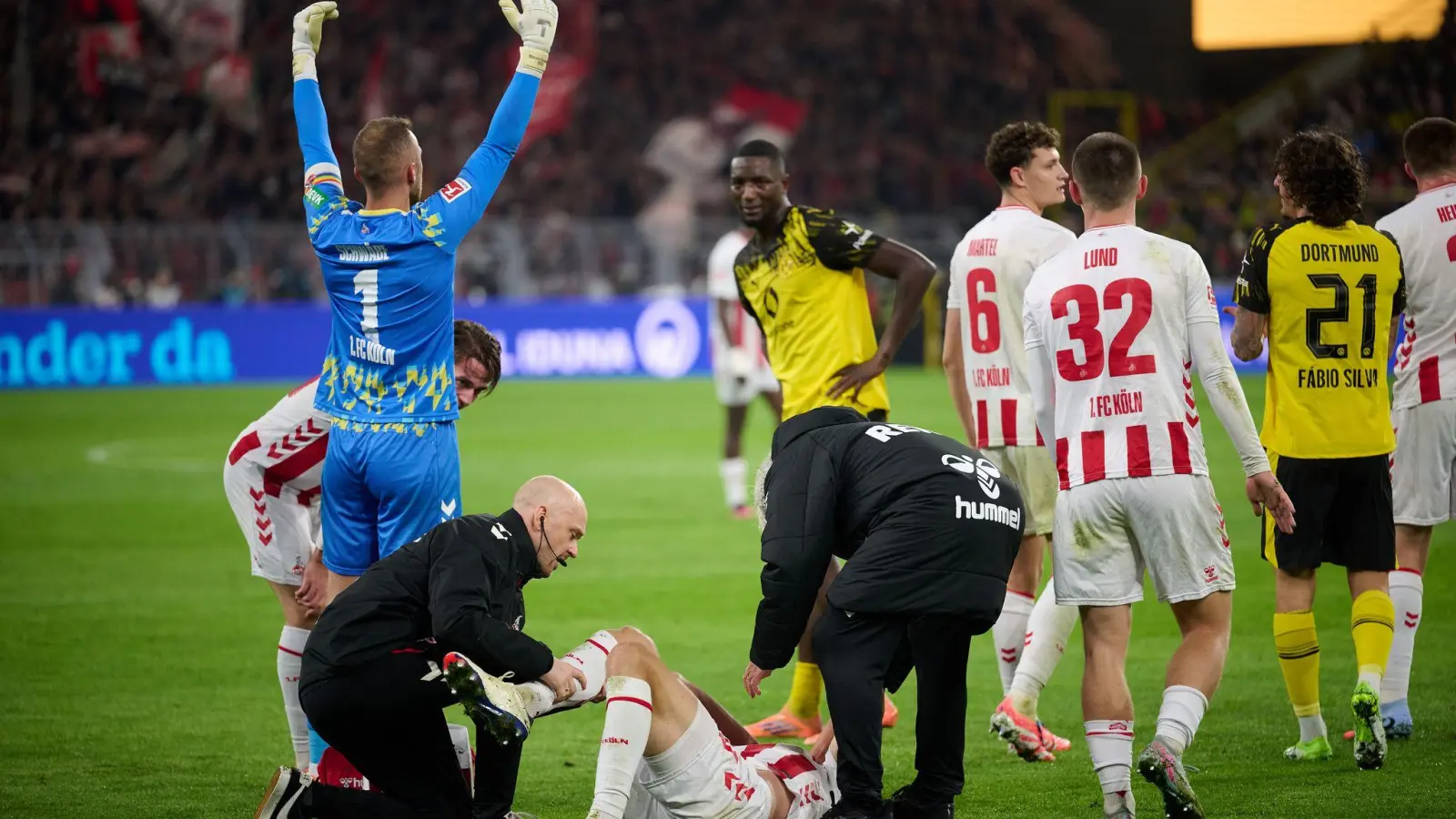 Timo Hübers hat sich schwer verletzt. (Foto: Bernd Thissen/dpa)