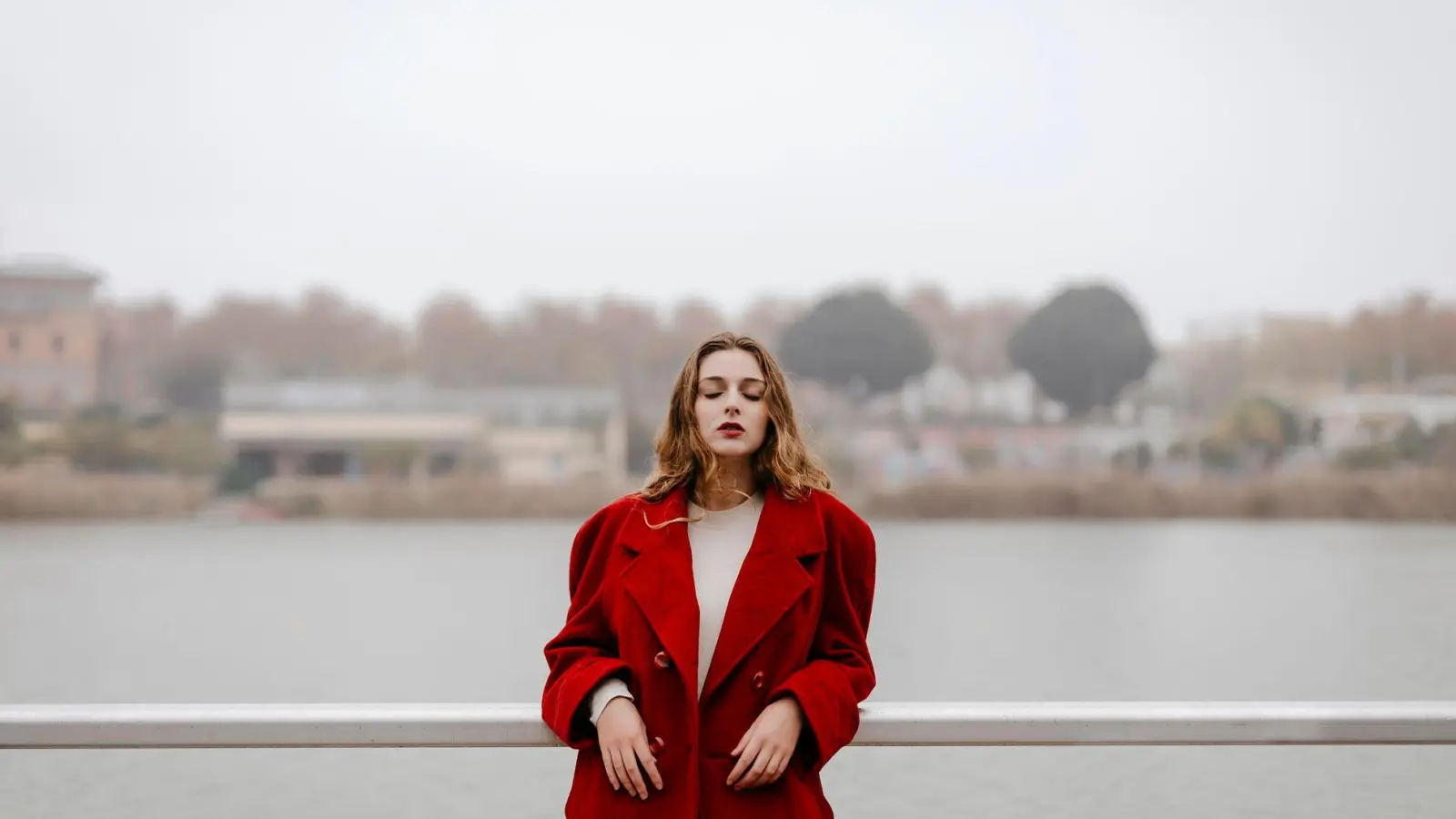 Was, wenn eine psychische Krankheit chronisch ist? Selbsthilfe kann ein wirksames Werkzeug sein. (Foto: Tania Cervián/Westend61/dpa-tmn)