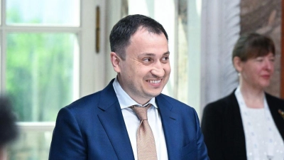 War 2019 bei den vorgezogenen Parlamentswahlen über die Liste der Präsidentenpartei in die Oberste Rada gelangt: Mykola Solskyj. (Foto: Bernd Weißbrod/dpa)